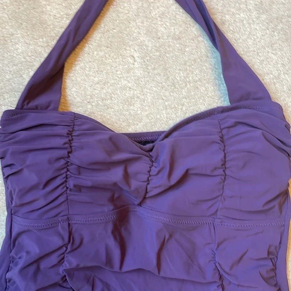 Lands’ End 4L plum ruched halter  tankini top